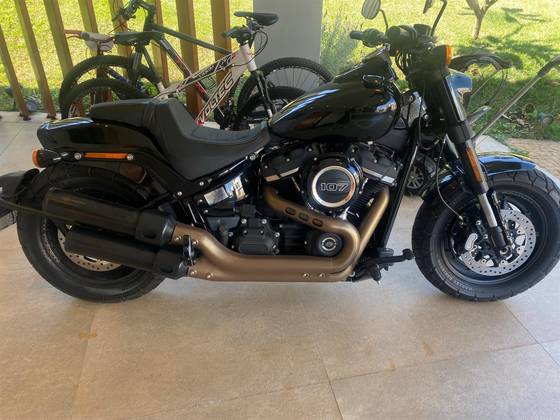 HARLEY-DAVIDSON SOFTAIL FAT BOB 107 
